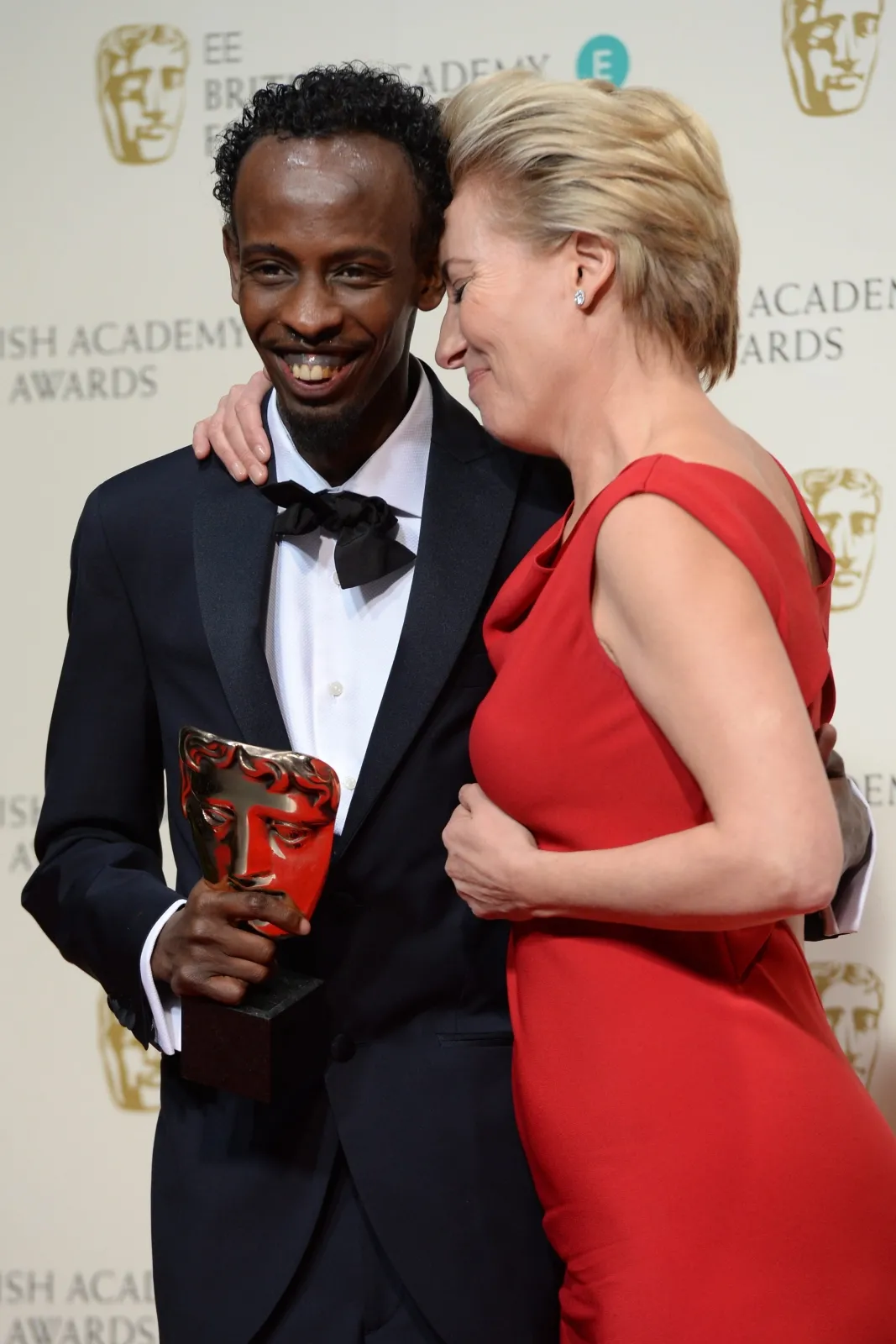 5946983-barkhad-abdi-z-emma-thompson.jpg