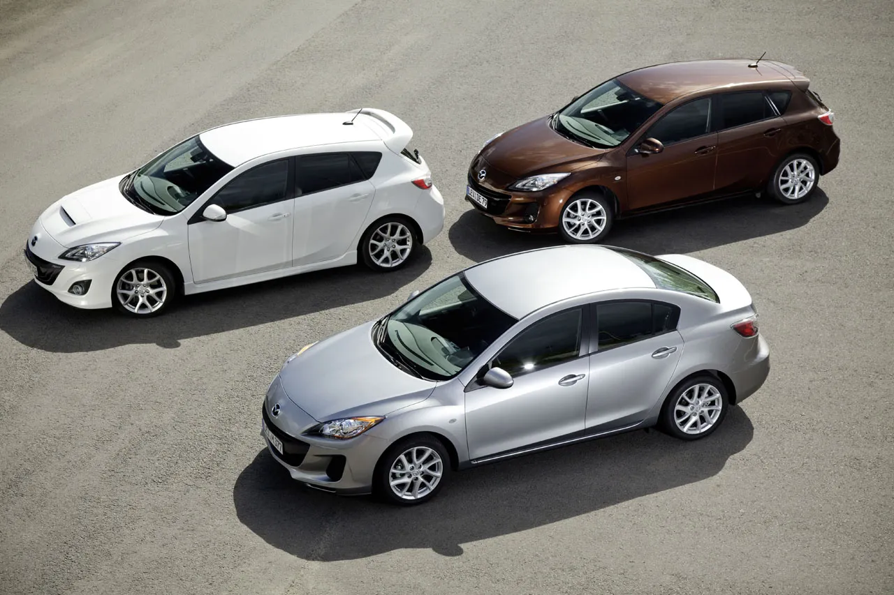 4367204-mazda3fl-2011-family-03-jpg72.jpg