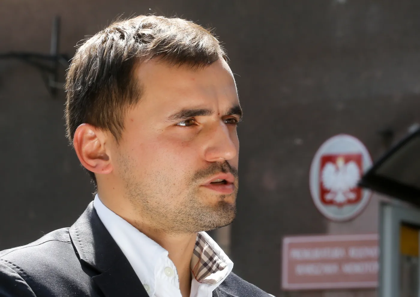 Pełnomocnik pacjentki, Marcin Dubieniecki rozmawia z dziennikarzami