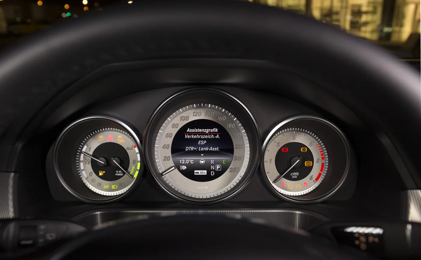 Mercedes E 300 BlueTEC HYBRID