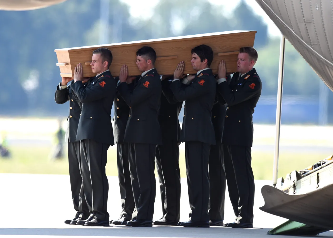 Holenderski rząd: region katastrofy niebezpieczny dla ekspertów