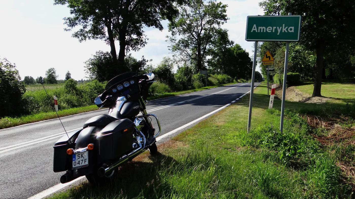 6699851-harley-davidson-street-glide.jpg