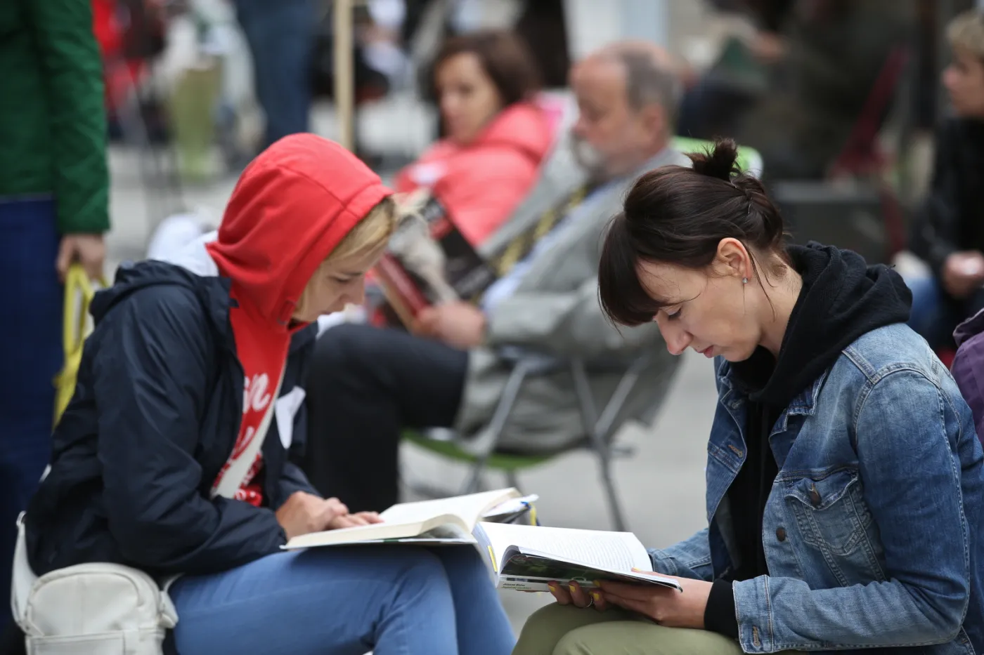 Czytają i biją rekord. Big Book Festival w Warszawie