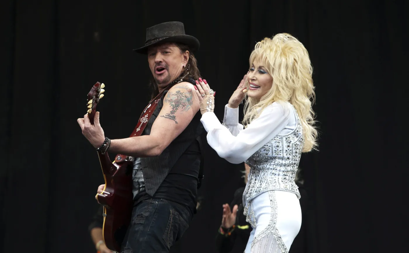 6503009-dolly-parton-i-richie-sambora.jpg