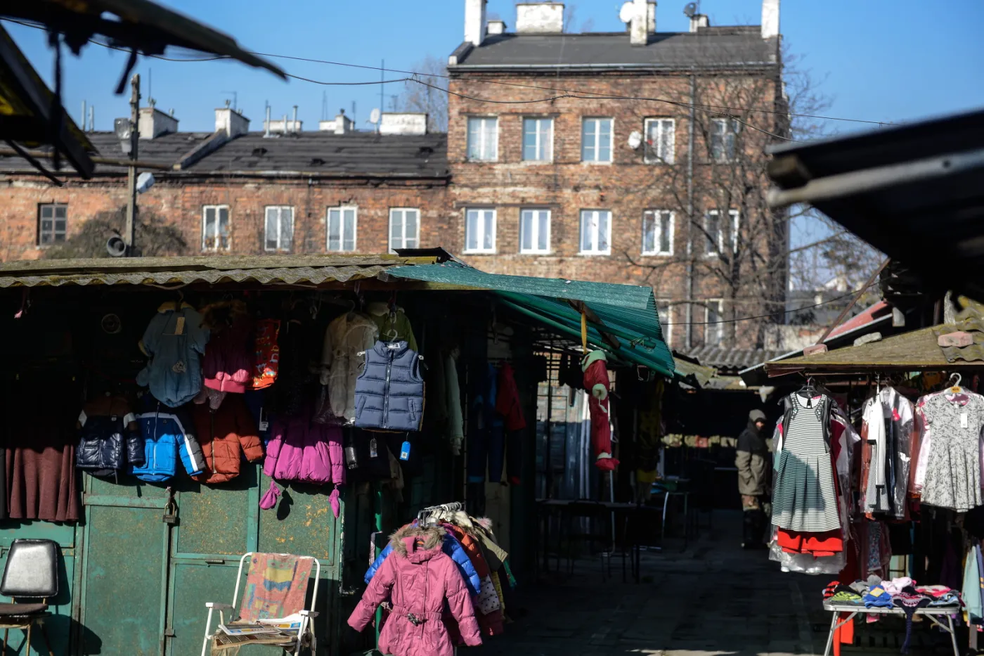 7008567-bazar-rozyckiego-w-warszawie.jpg
