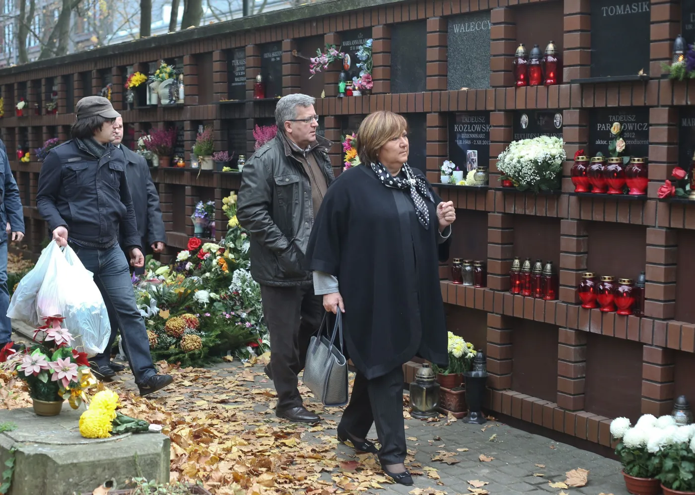Prezydent na Powązkach: Zachęcam wszystkich do ofiarności