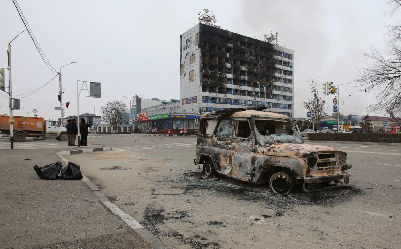 7153967-atak-terrorystyczny-w-groznym.jpg