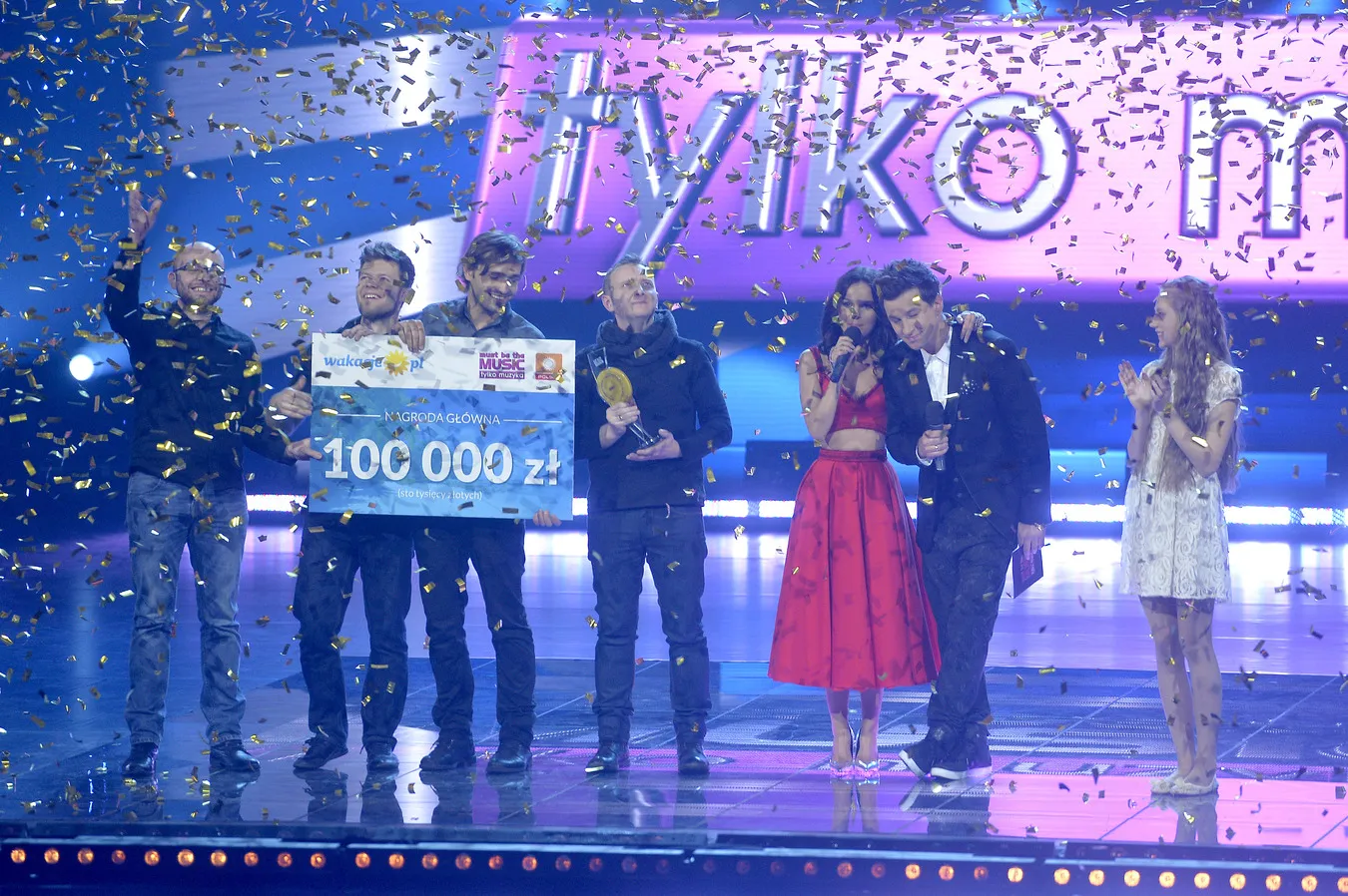 Zespół Besides zwycięzcą 8. edycji "Must be the music"