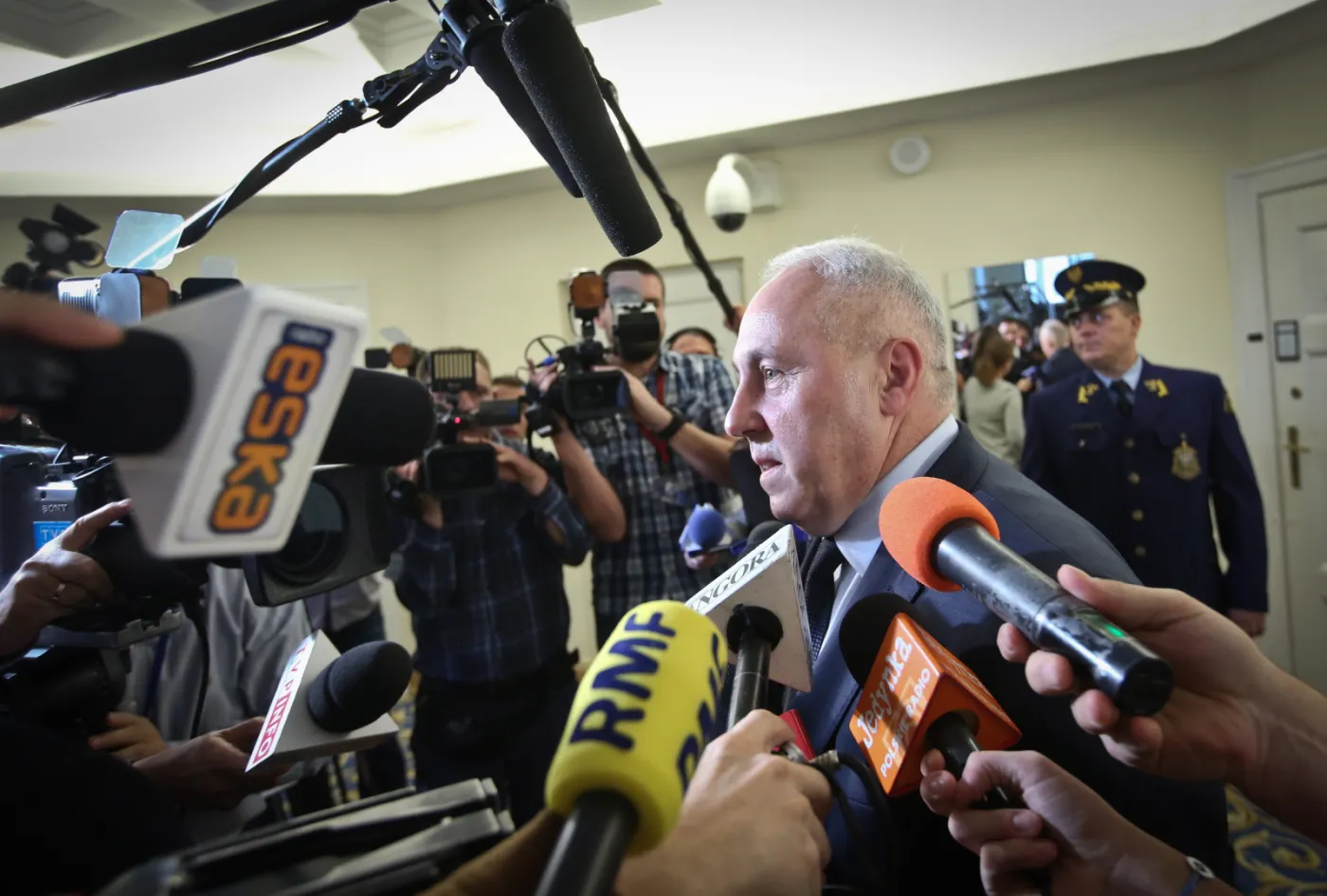 Zatrzymany prawnik miał listę osób do werbunku? A na niej politycy, dziennikarze...