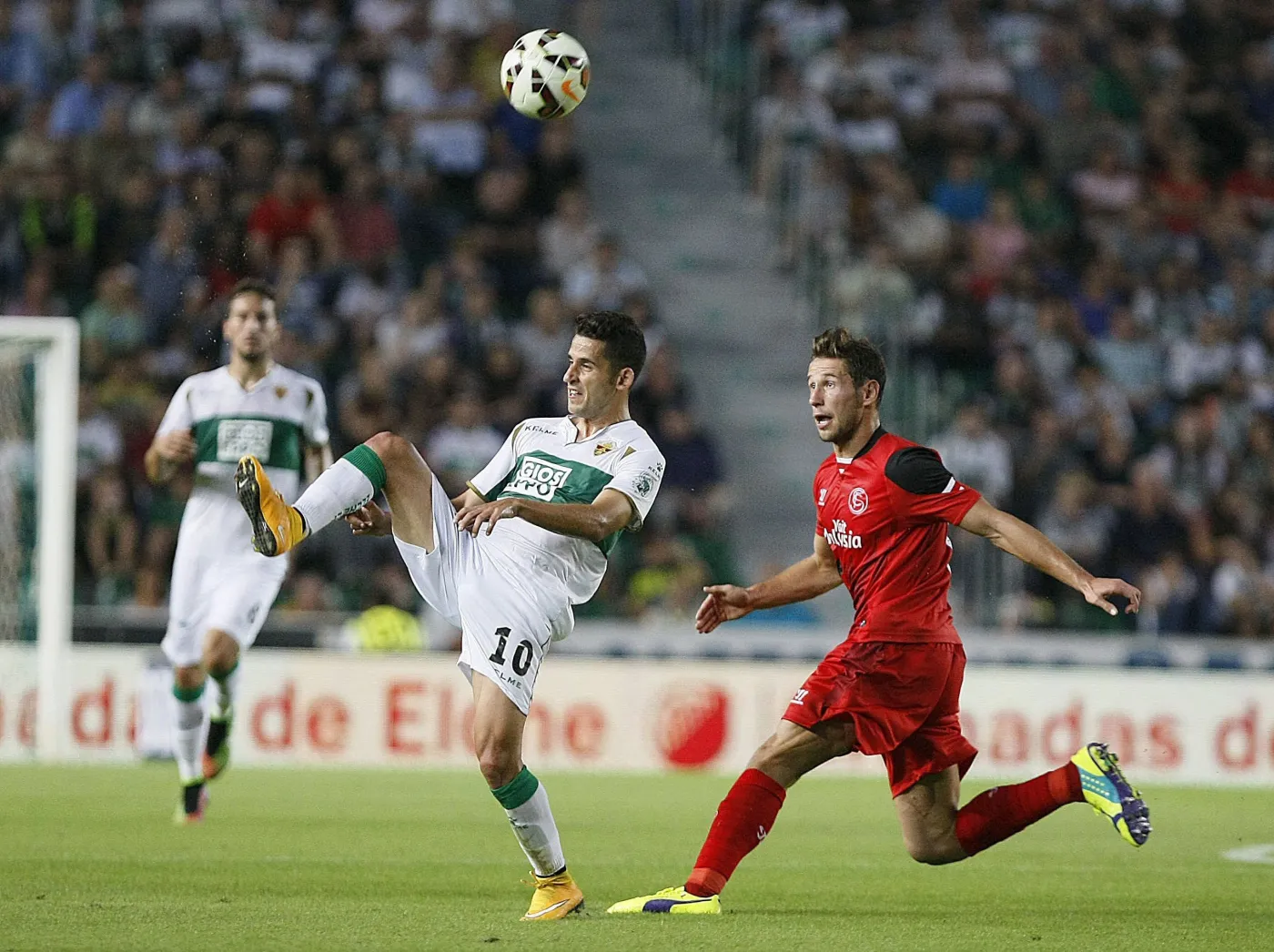 Grzegorz Krychowiak (z prawej)