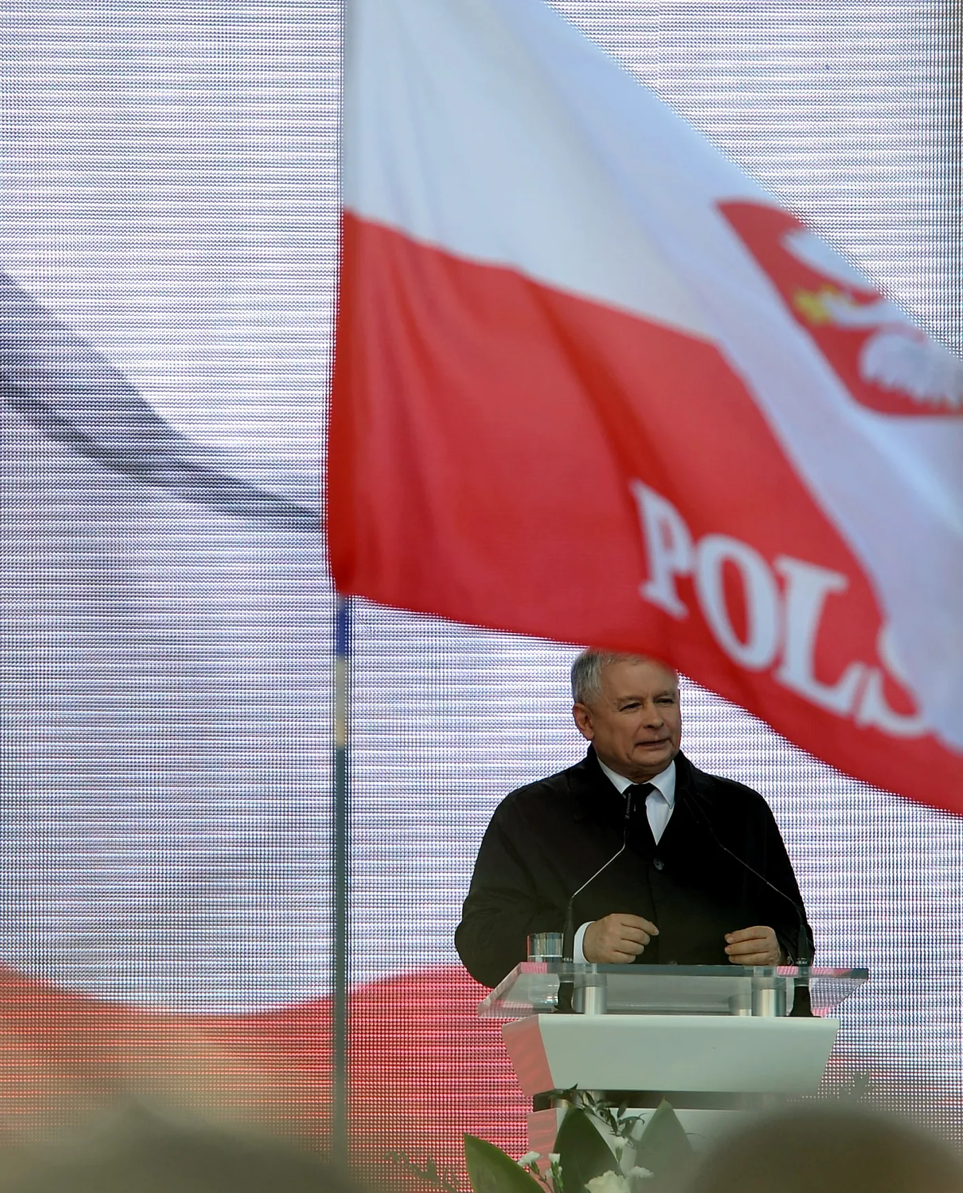 7644632-jaroslaw-kaczynski-przemawial.jpg