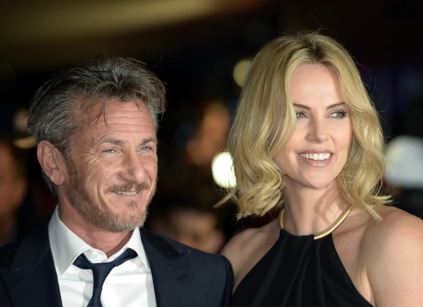 7435685-sean-penn-i-charlize-theron.jpg