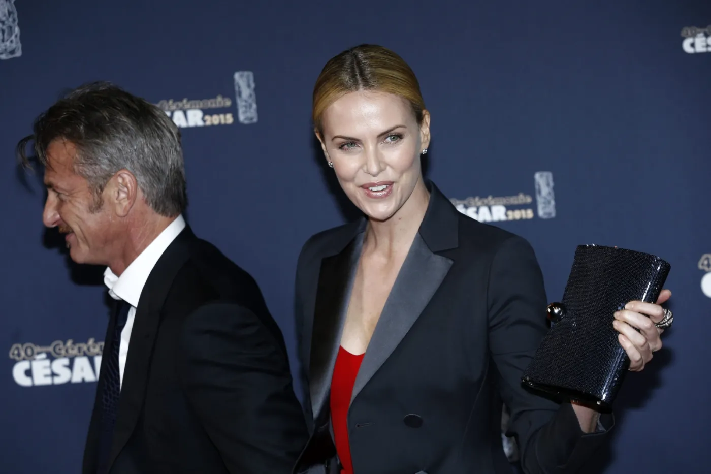7454469-sean-penn-i-charlize-theron.jpg