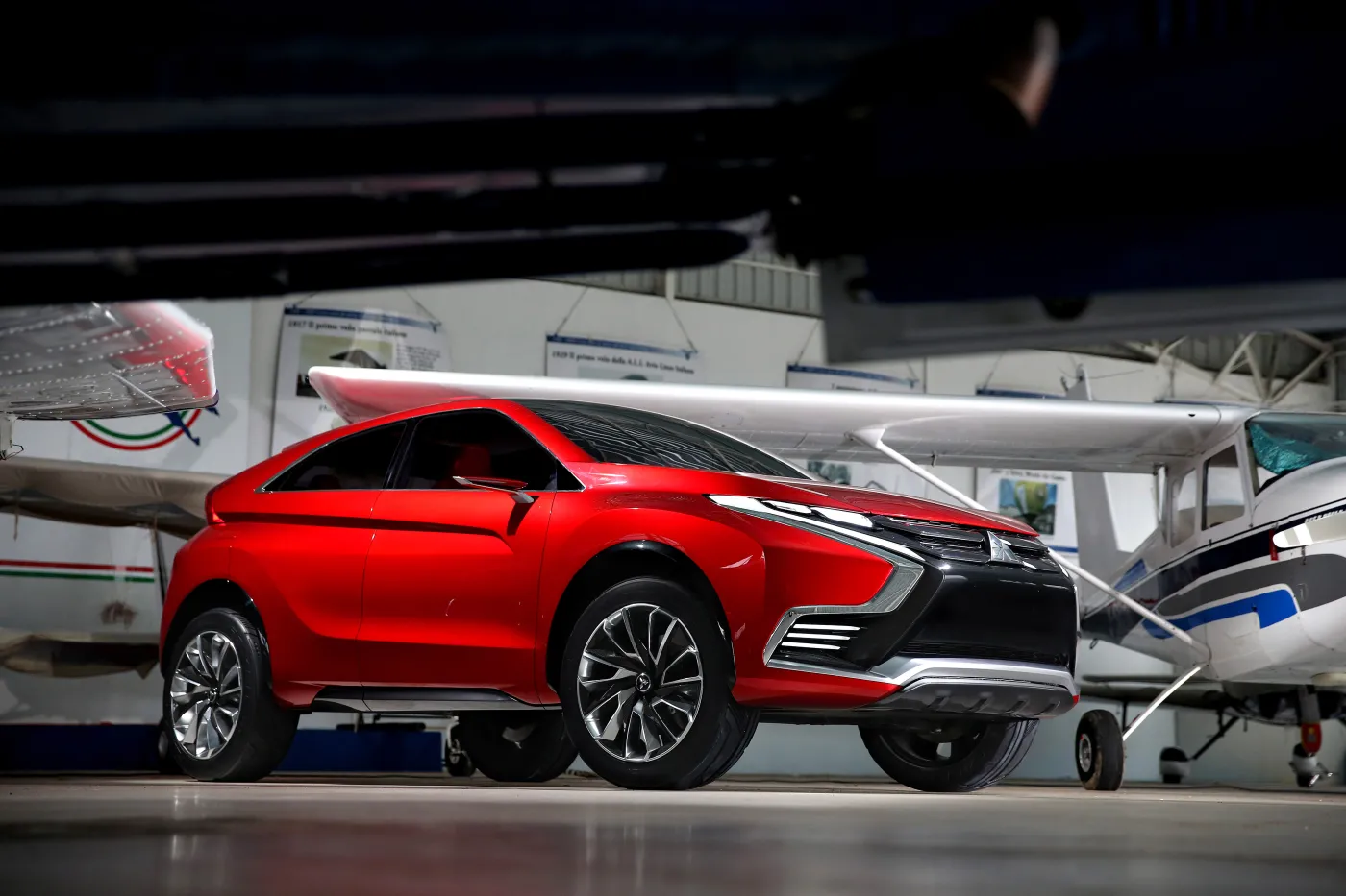 7472437-mitsubishi-concept-xr-phev-ii.jpg