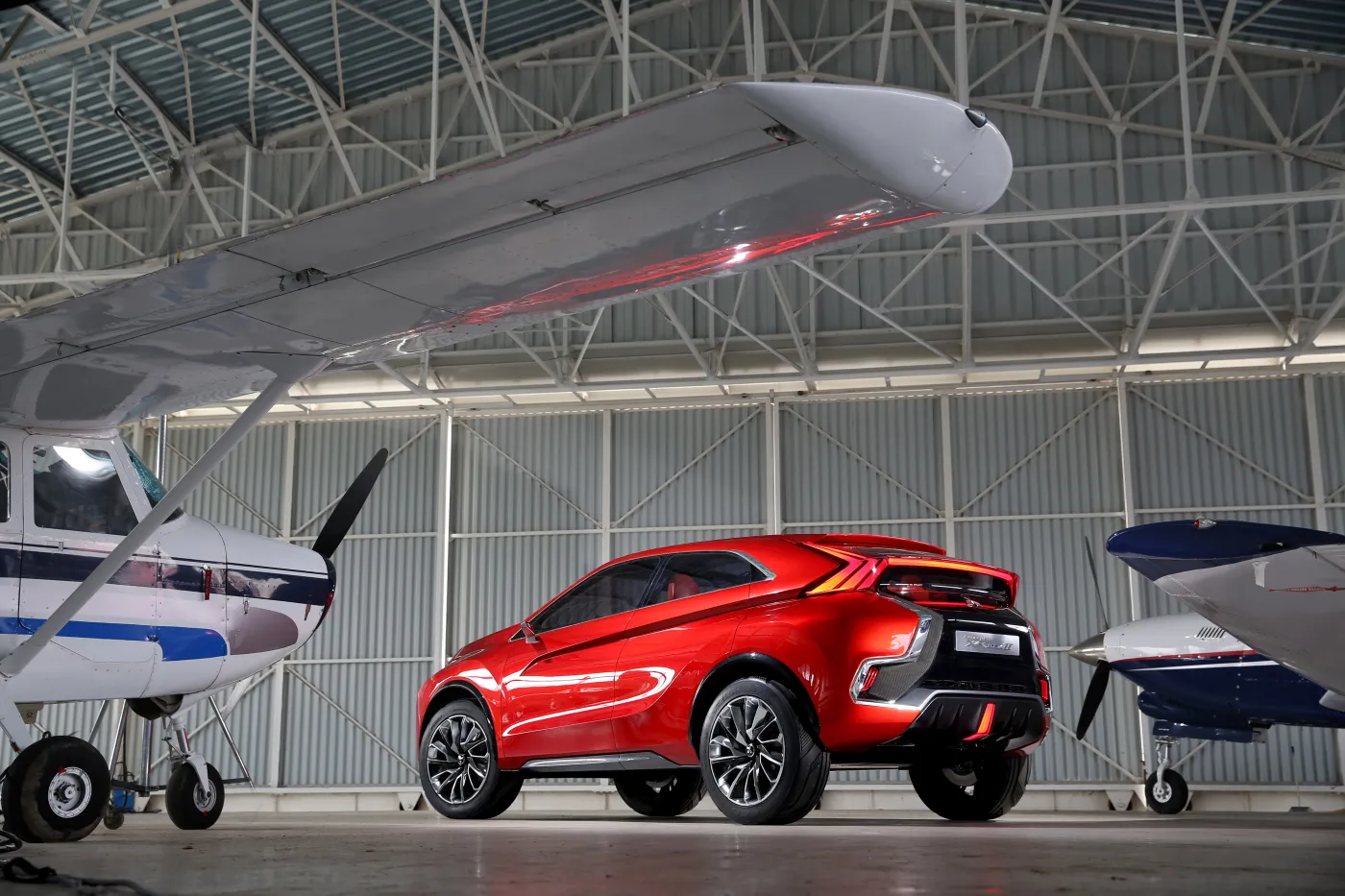 7472553-mitsubishi-concept-xr-phev-ii.jpg