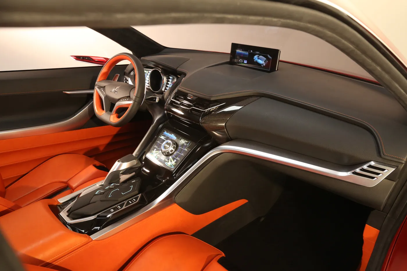 7472350-mitsubishi-concept-xr-phev-ii.jpg
