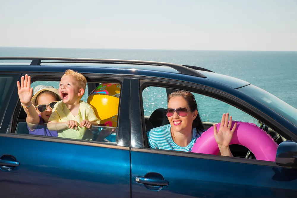 Kreatywne sposoby na zajęcie dziecka w długiej podróży