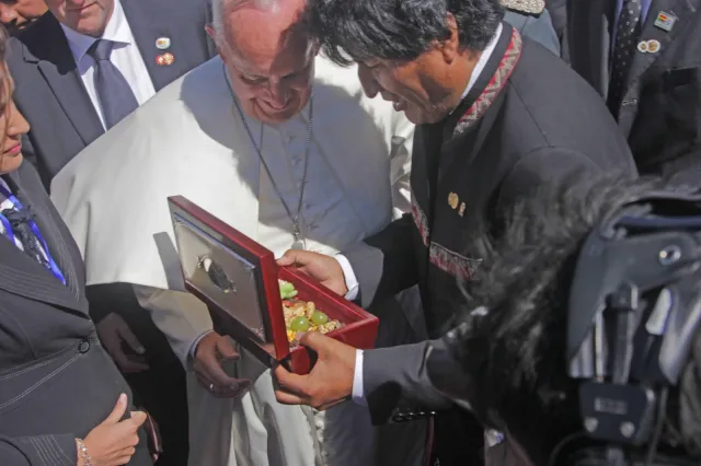 Papież zapewnia: Podczas wizyty w Boliwii nie żułem liści koki