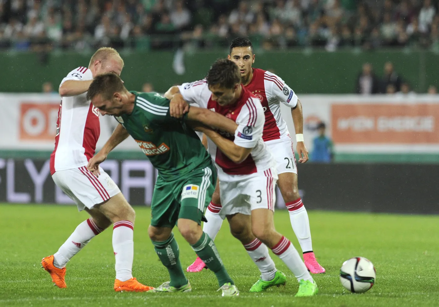 Liga Mistrzów: Remis Ajaksu. Milika bez gola, ale z asystą. WIDEO