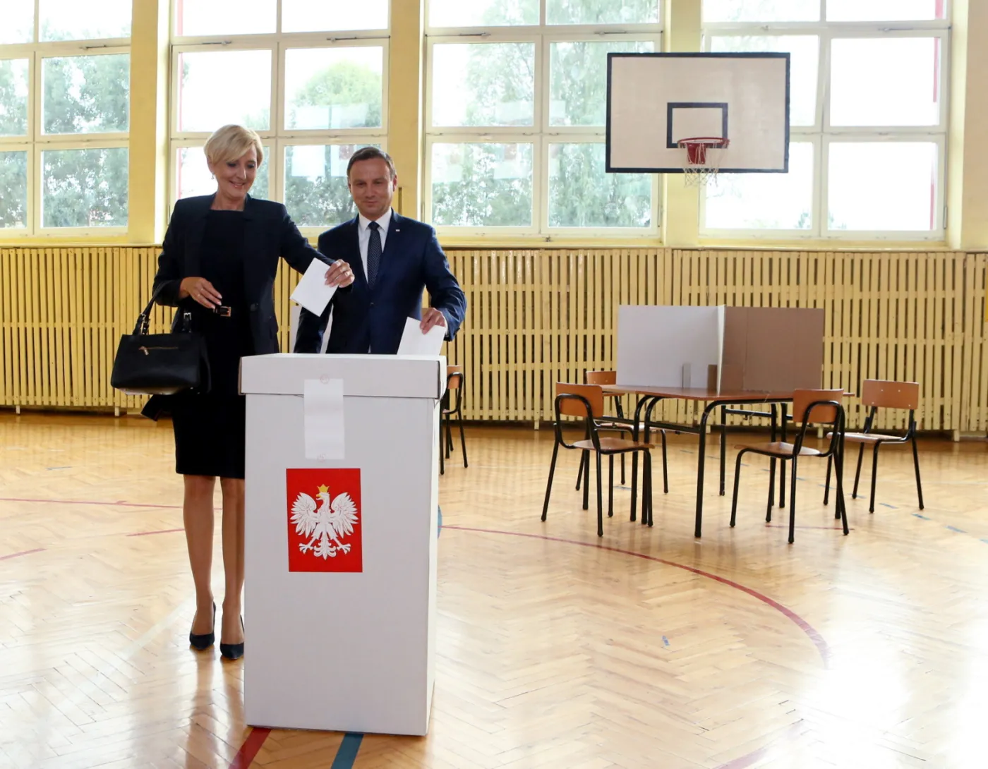 Para prezydencka zagłosowała w referendum