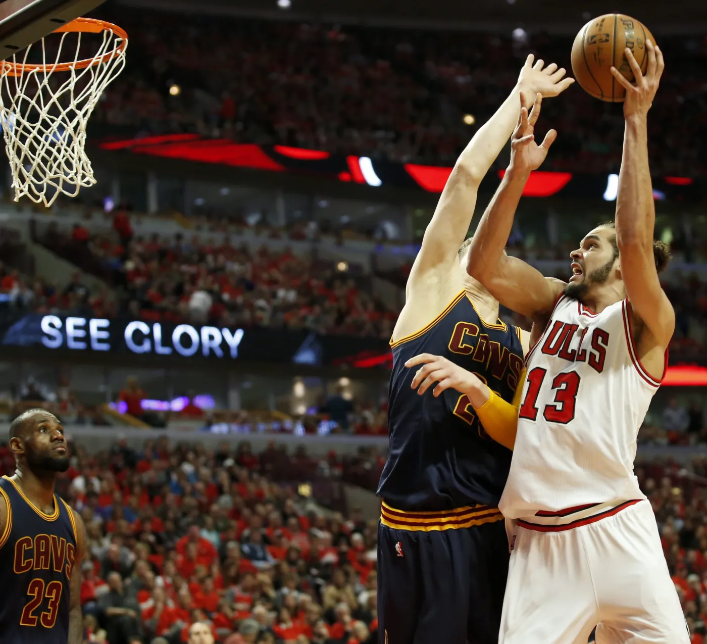 Joakim Noah i Timofey Mozgov