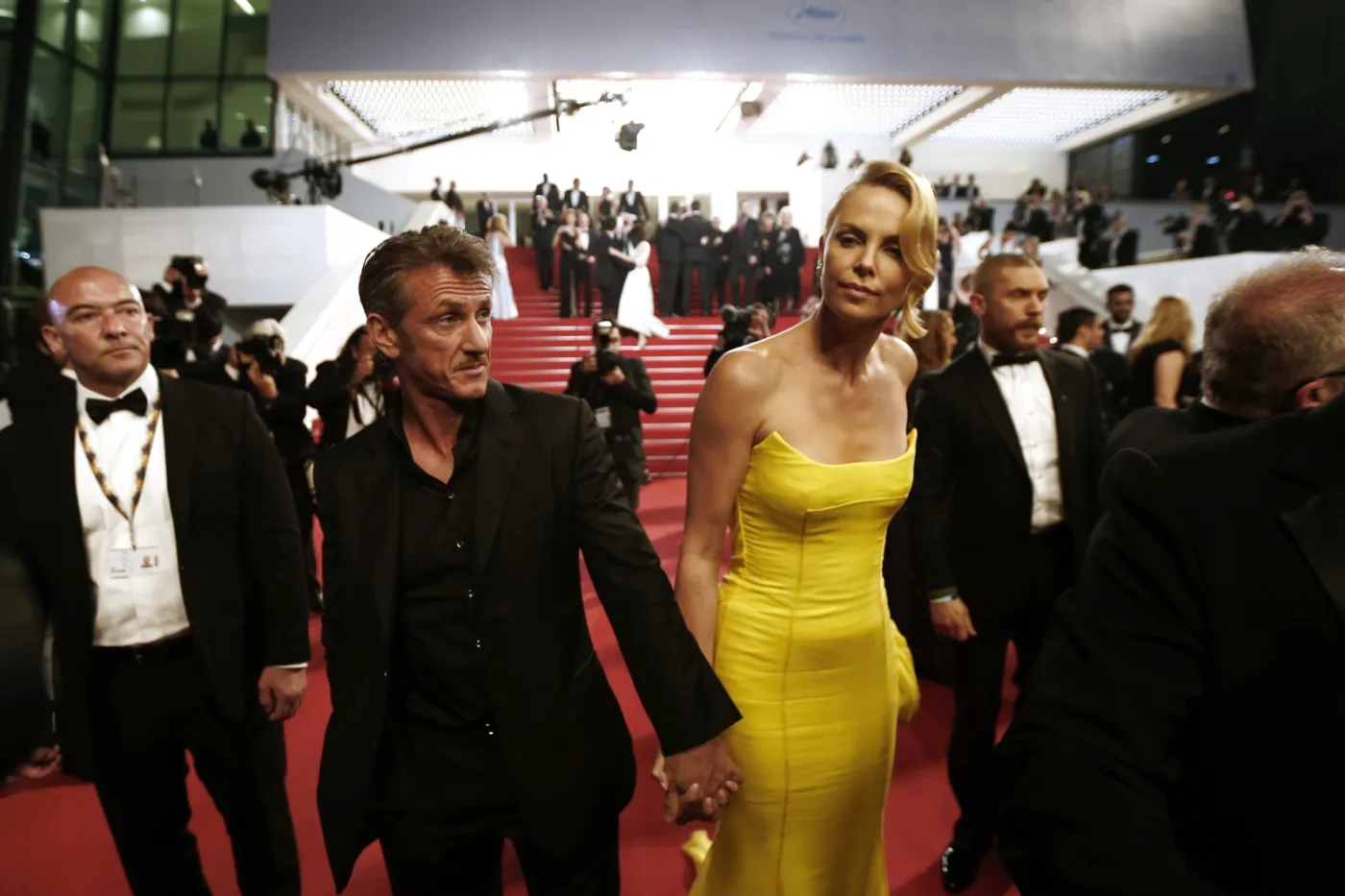 7769080-sean-penn-i-charlize-theron.jpg