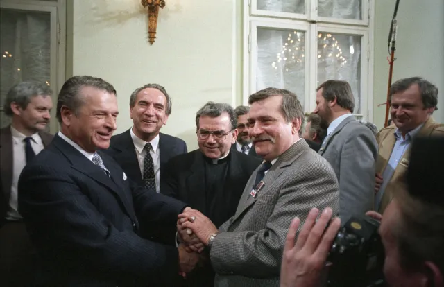 Jak wybielał się Czesław Kiszczak? "Starałem się popełniać jak najmniej niegodziwości" [ARCHIWALNE ZDJĘCIA]