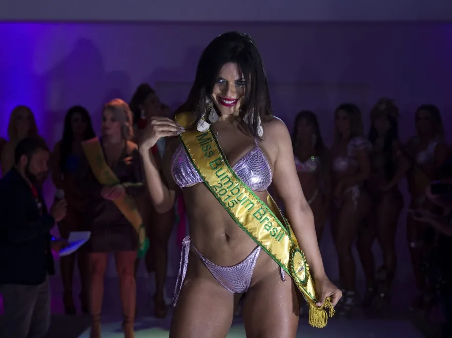 8405429-miss-bumbum-2015-suzy-cortez.jpg