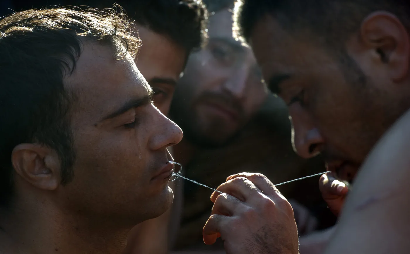 Drastyczny protest imigrantów