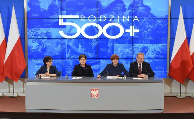 500 złotych na dziecko już od kwietnia. Nawet dla bogatych. Minister Kowalczyk ujawnia