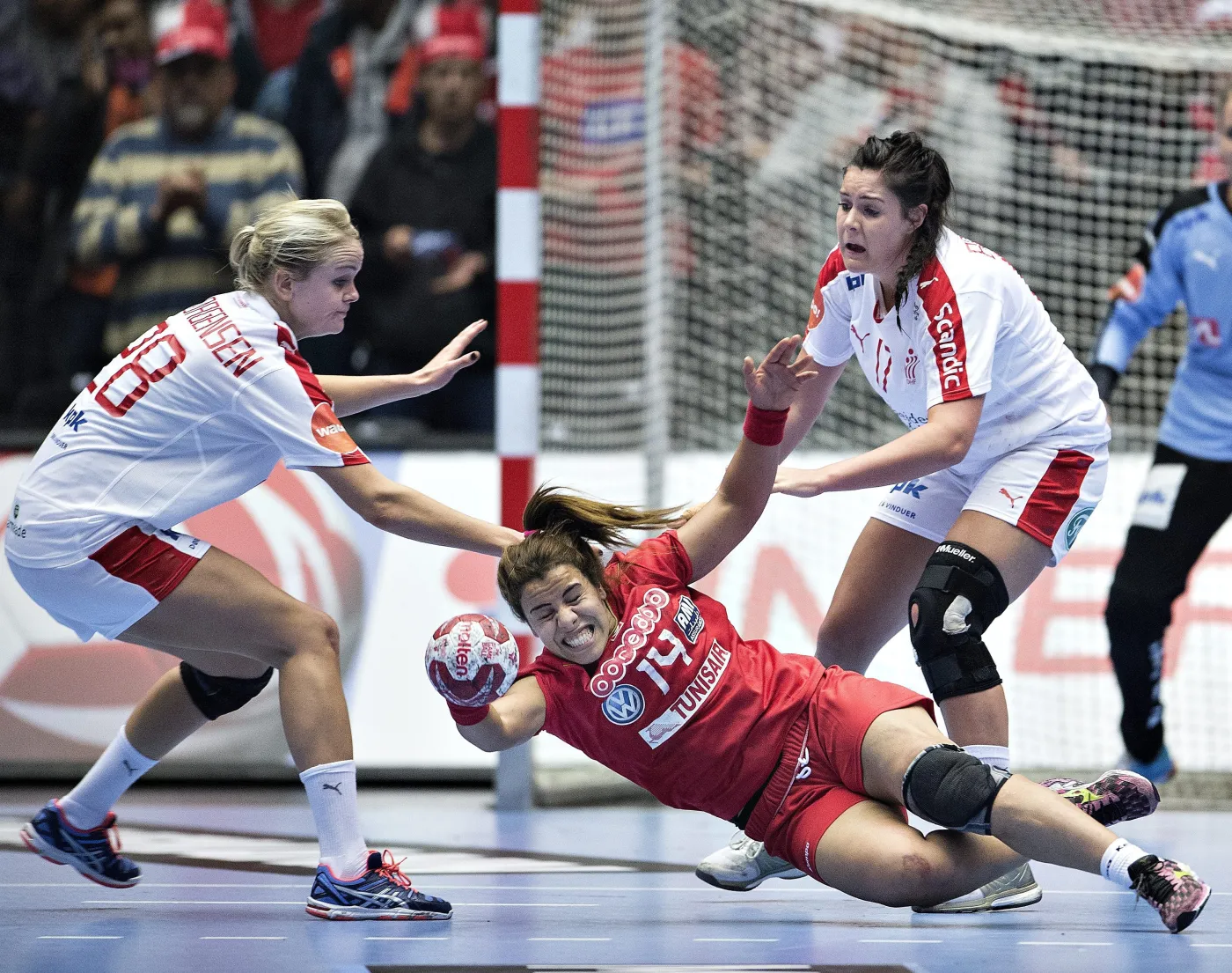 Mouna Jlezi, Stine Jorgensen i Stine Bodholt Nielsen