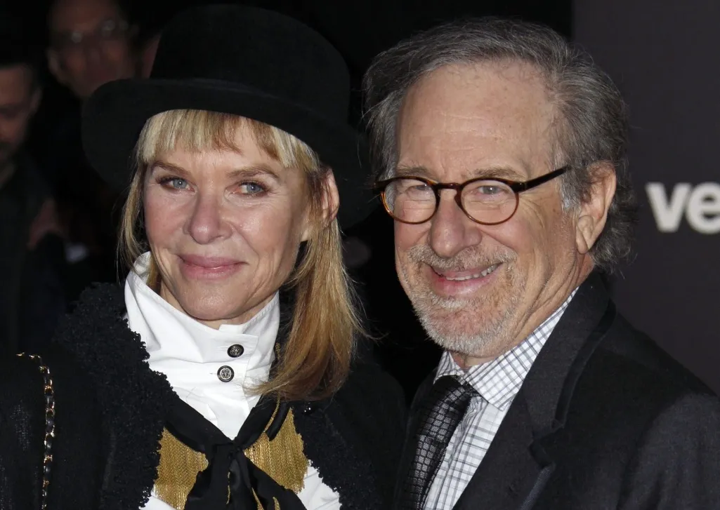 8544253-steven-spielberg-z-zona-kate.jpg