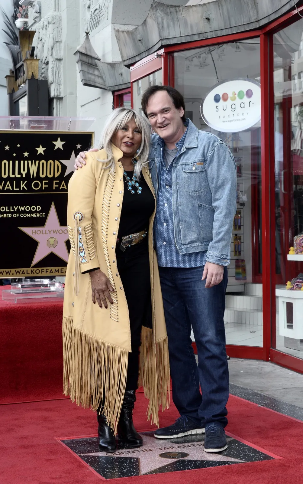 8568490-quentin-tarantino-i-pam-grier.jpg