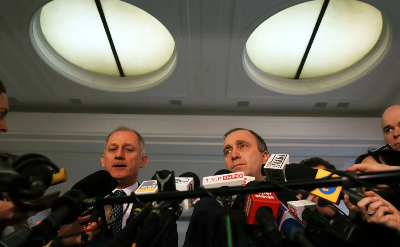 Przewodniczący KP PO Sławomir Neumann i przewodniczący PO Grzegorz Schetyna