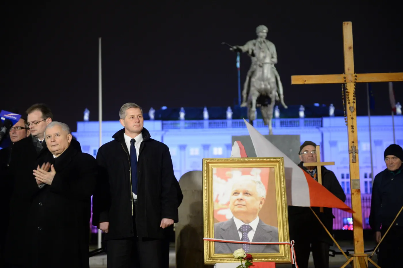 Jarosław Kaczyński w miesięcznicę katastrofy smoleńskiej: Nie wszystko jest załatwione [ZDJĘCIA]
