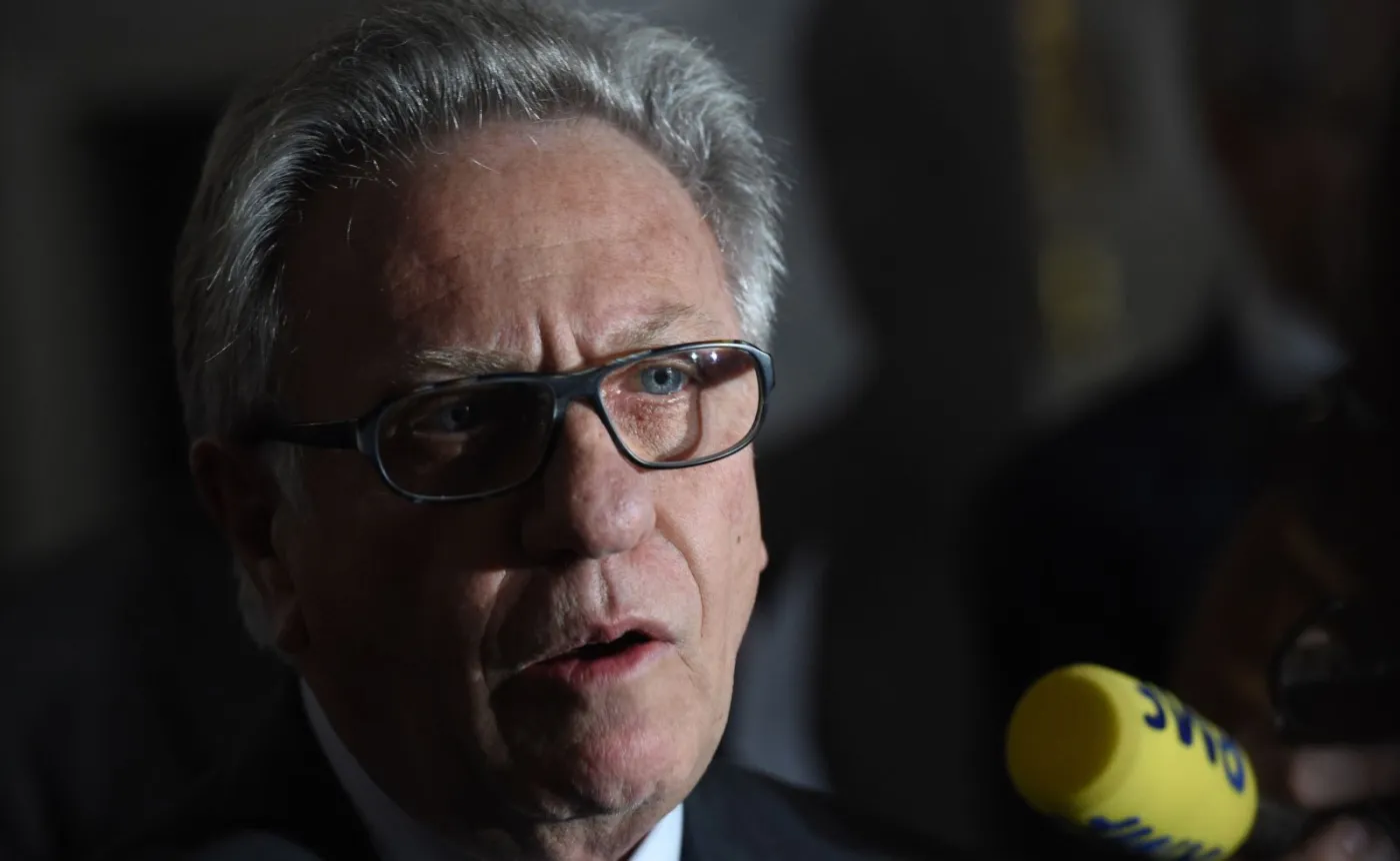 Przewodniczący komisji Gianni Buquicchio