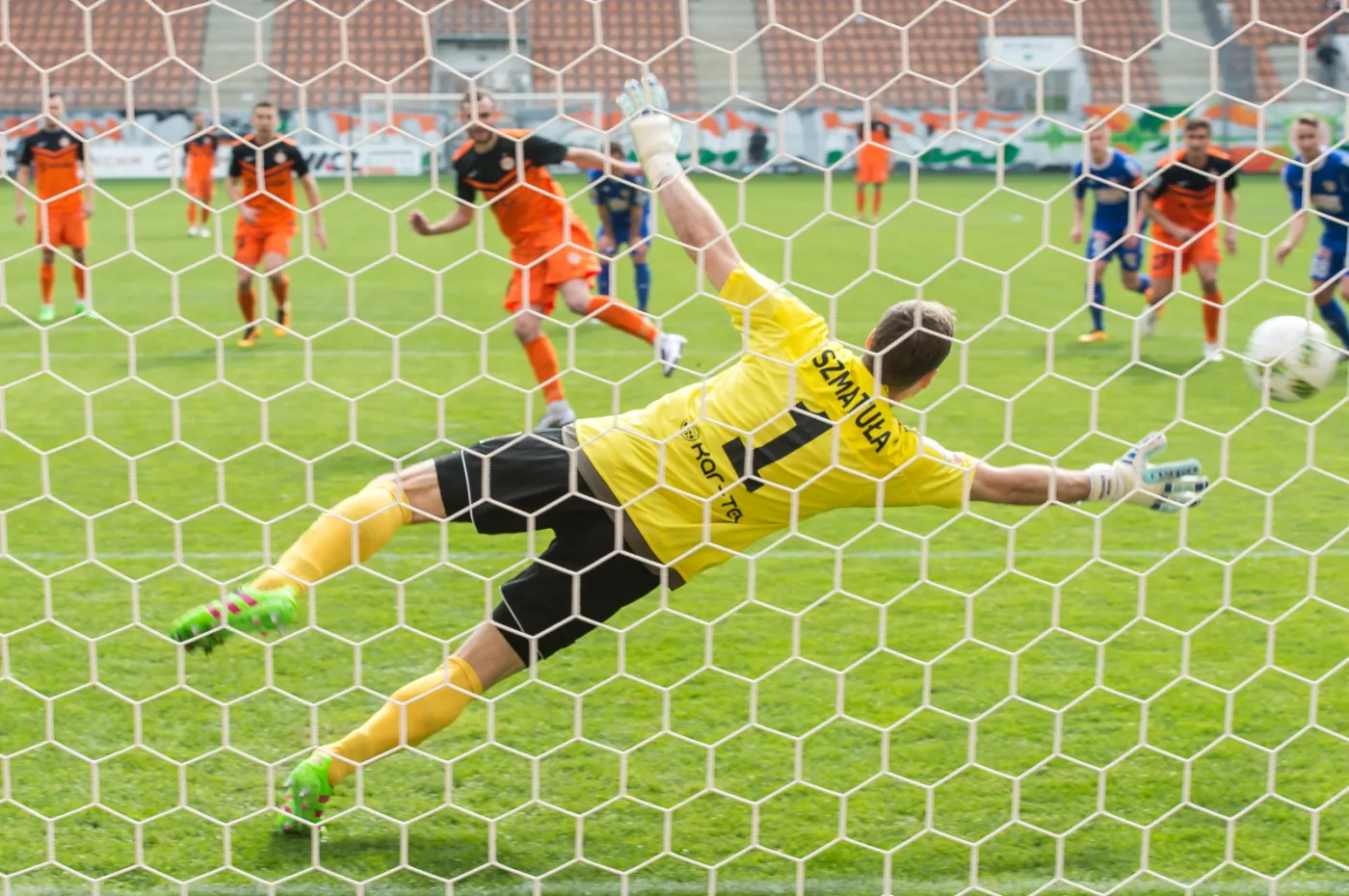 Ekstraklasa: Piast poległ w Lubinie. Wysokie zwyciestwo Zagłębia