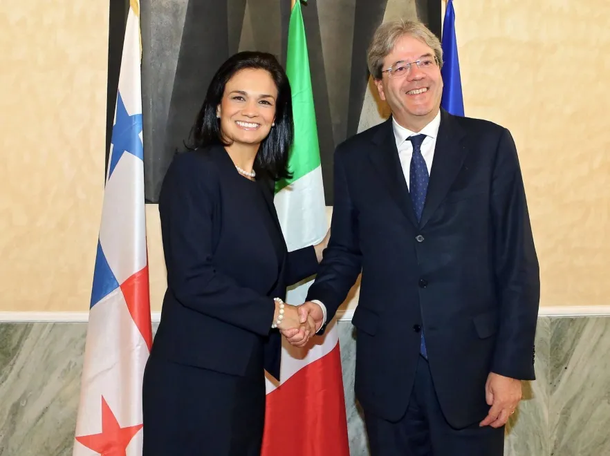 Isabel Saint Malo De Alvarado; Paolo Gentiloni