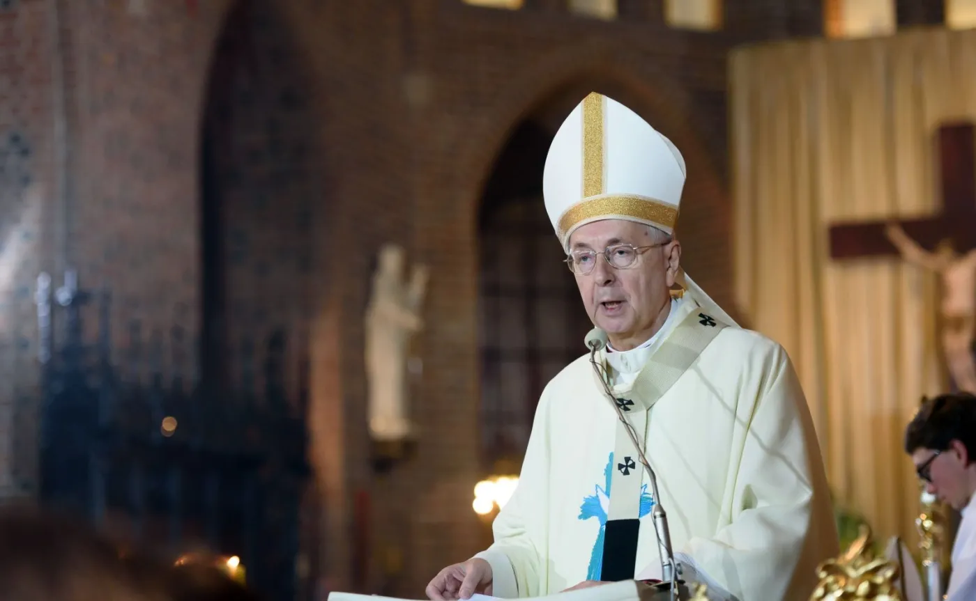 Czy należy krytykować księży? Arcybiskup Gądecki napomina: Lepiej ich wspierajcie