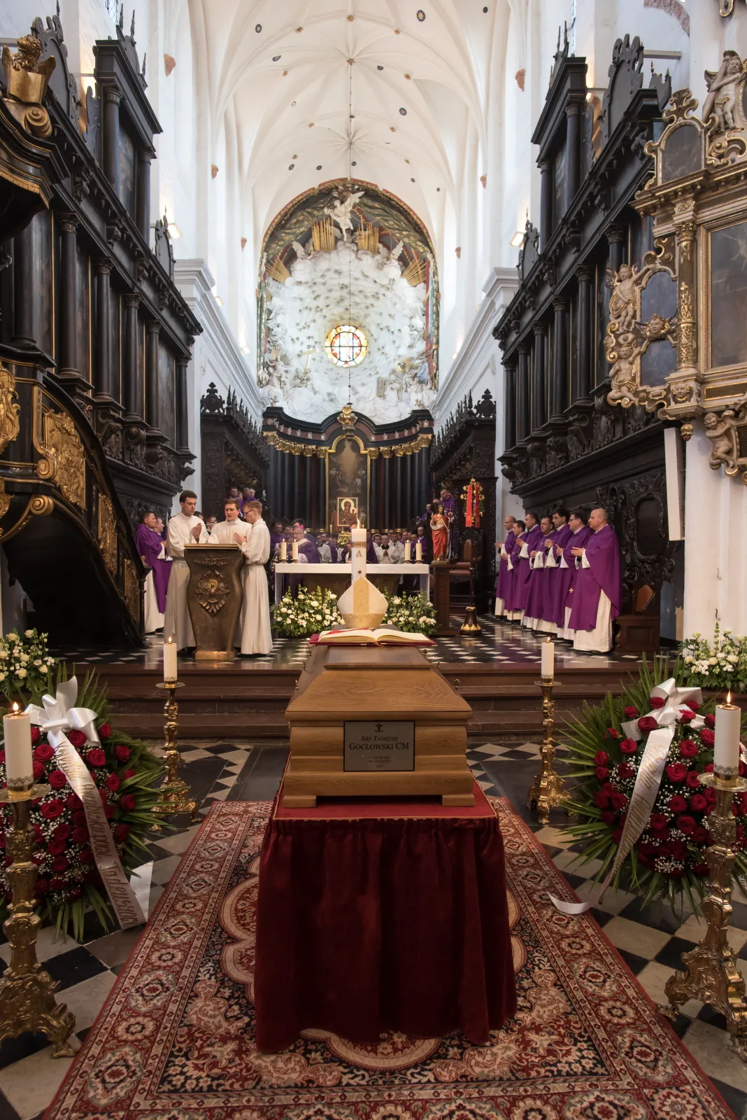 9001395-pozegnanie-abp-goclowskiego.jpg
