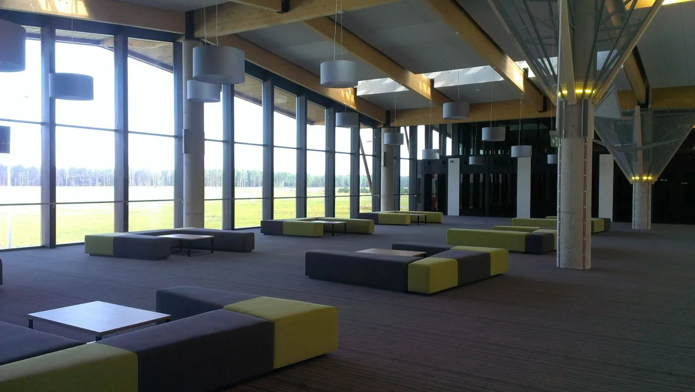 Nowy port lotniczy w Polsce. Lotnisko w Szymanach już otwarte. ZDJĘCIA