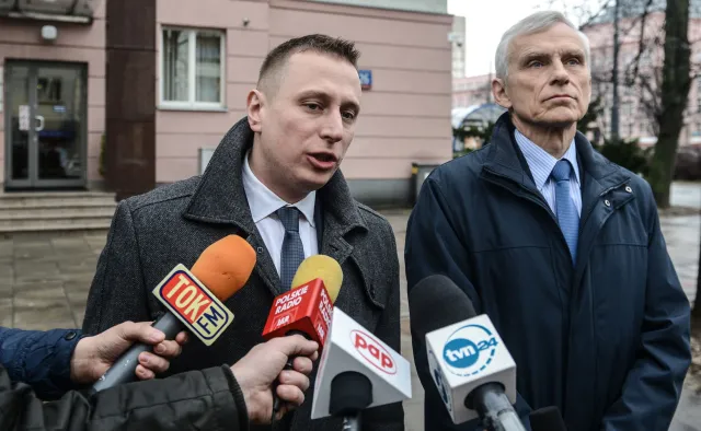 Dlaczego szef policji musiał odejść? PO szuka drugiego dna. "Polityczne zadanie postawione przez PiS"