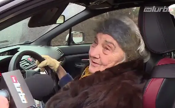 Michalina Borowczyk-Jędrzejek za kierownicą Subaru