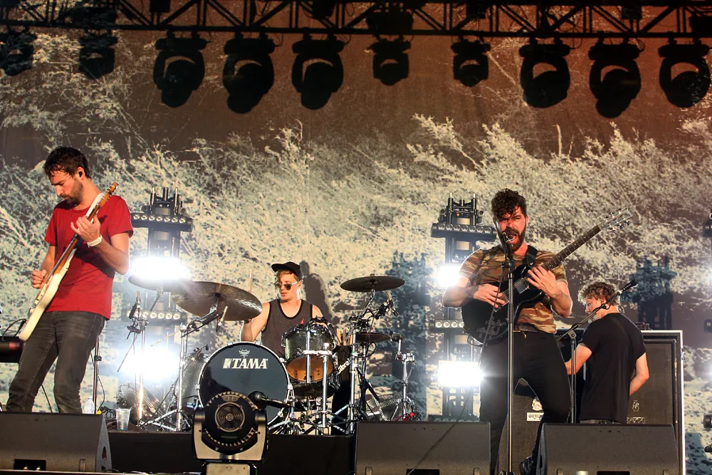 9240516-open-er-festival-2016-foals.jpg