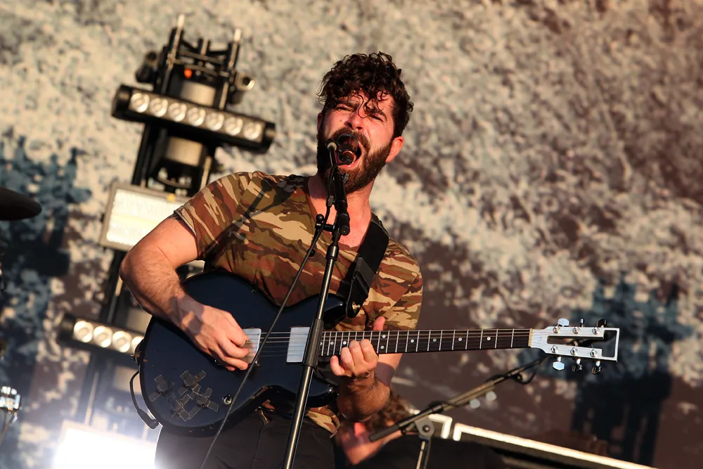 9240547-open-er-festival-2016-foals.jpg