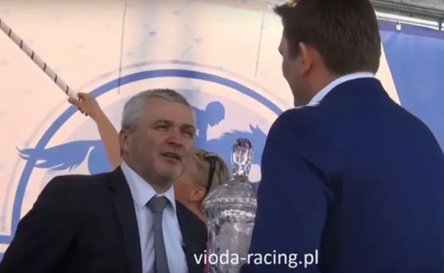 Trener koni odmówił przyjęcia nagrody od prezydenta Dudy. To protest przeciw "dobrej zmianie" w stadninach