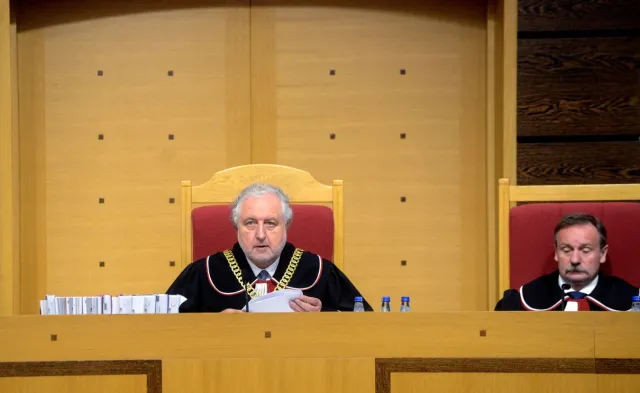 Prezes TK o wyroku ws. gruntów warszawskich: Historyczny, symbolicznie kończy II wojnę światową