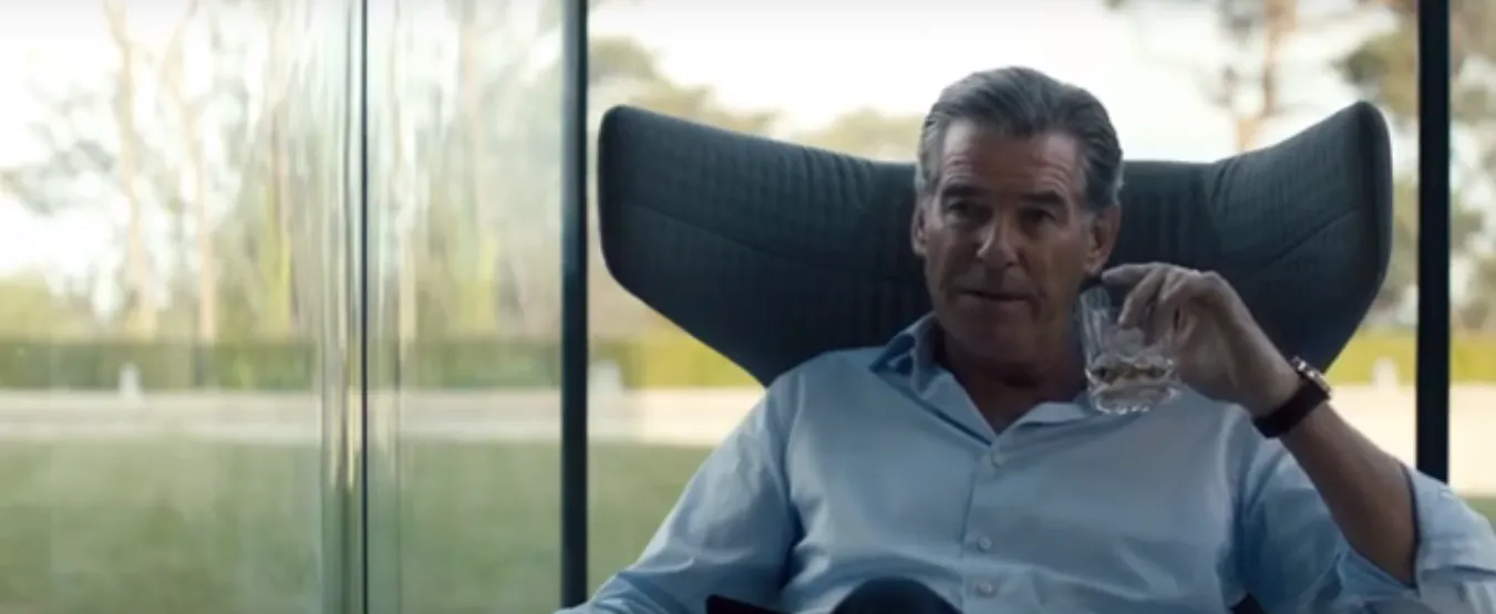 Pierce Brosnan w filmie "I.T."