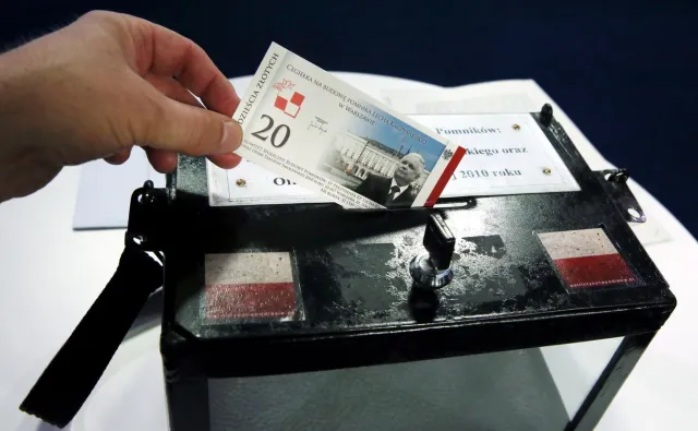 Ruszyła zbiórka pieniędzy na budowę pomników: smoleńskiego i Lecha Kaczyńskiego