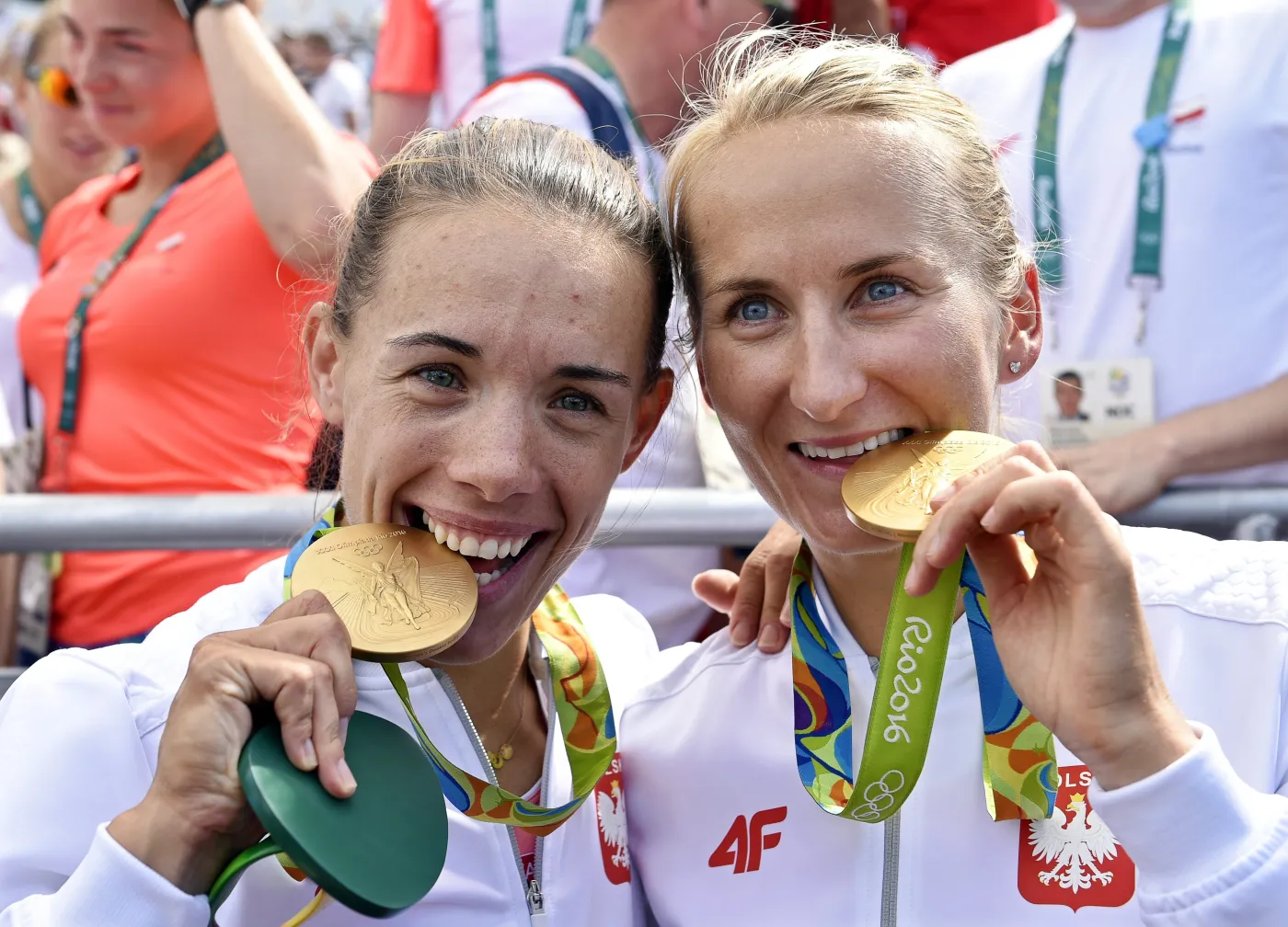 Magdalena Fularczyk-Kozłowska i Natalia Madaj